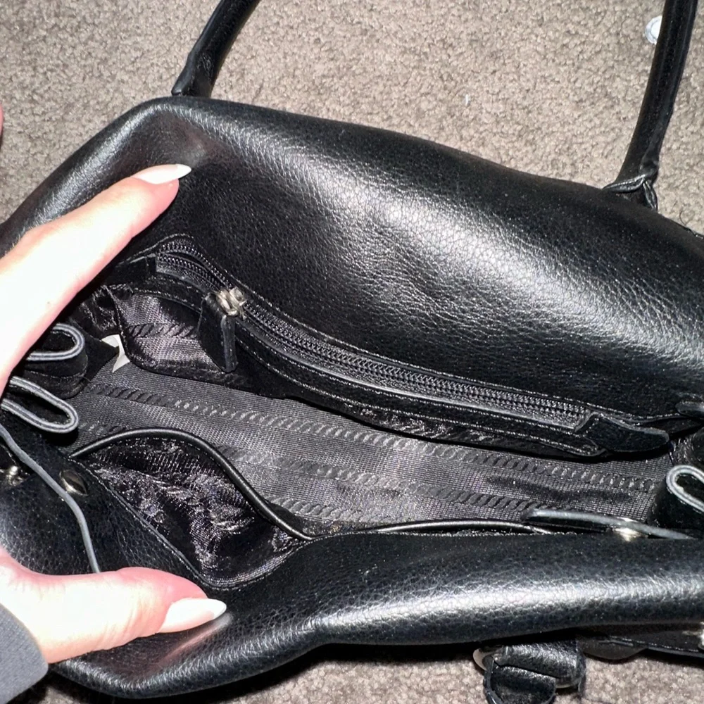 Prada Black Leather Shoulder Bag - Picture 5 of 5